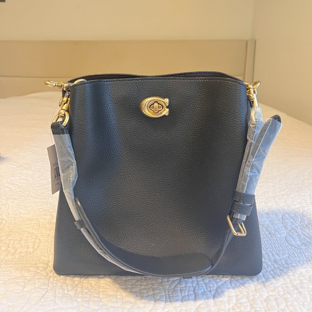 Coach Turnlock Pebbled Leather Bucket Bag Gold Hardware Crossbody - Picture 4 of 8